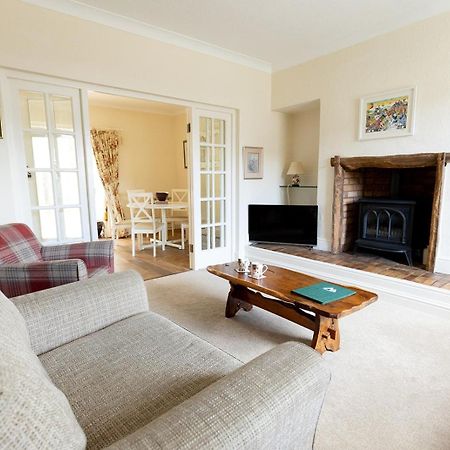 Fir Tree Cottage - Cosy 3 Bed Cottage In Penrhyn Bay With Beautiful Sea Views And Access To Snowdonia Rhôs-on-Sea Exterior foto